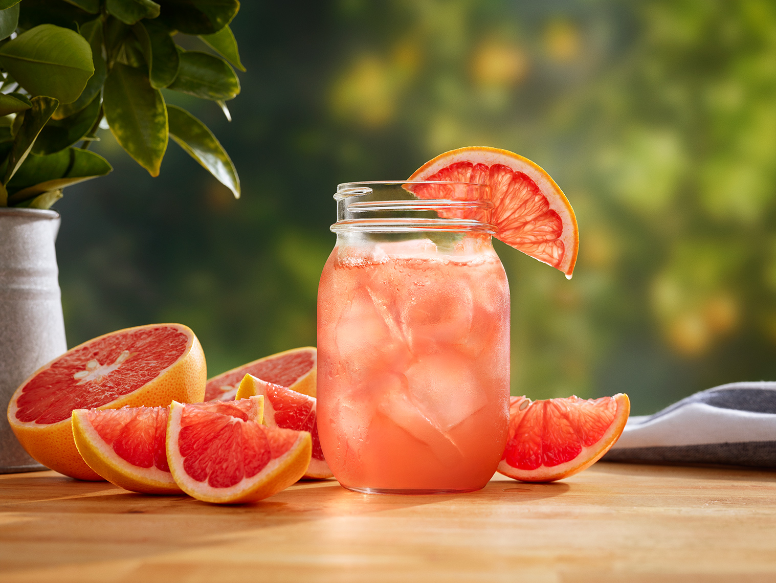 grapefruit_recipe_on_grapefruit_backdrop_023_A_72m_RGB